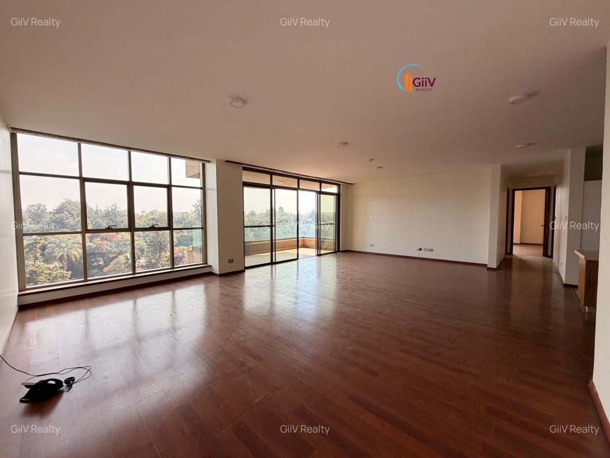 3 Bed Apartment with En Suite in Muthaiga - 4
