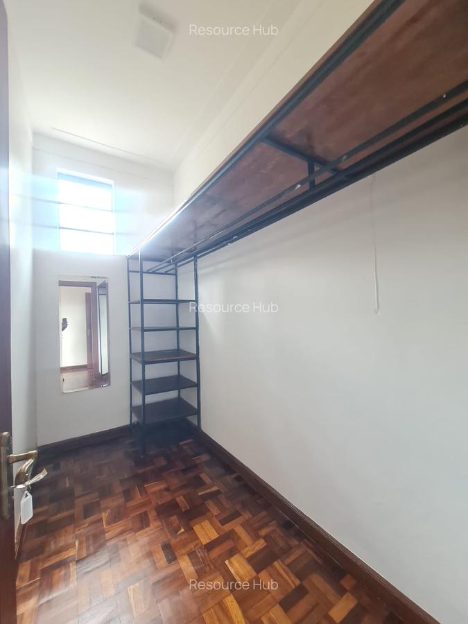 5 Bed House with En Suite at Nyari - 10