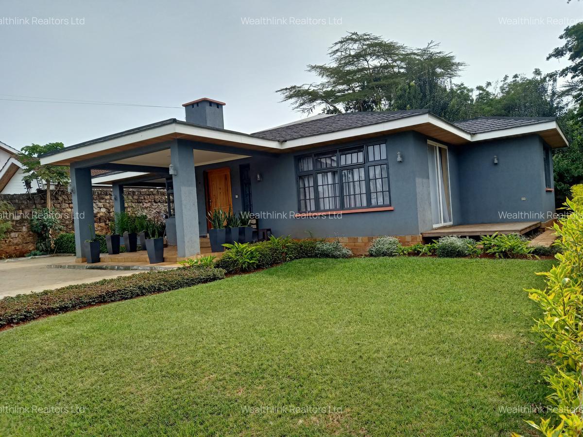 3 Bed House with En Suite at Nyari - 2