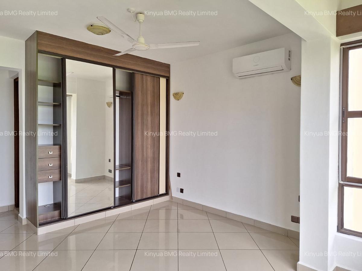 Serviced 4 Bed Apartment with En Suite at Beach Road - 6