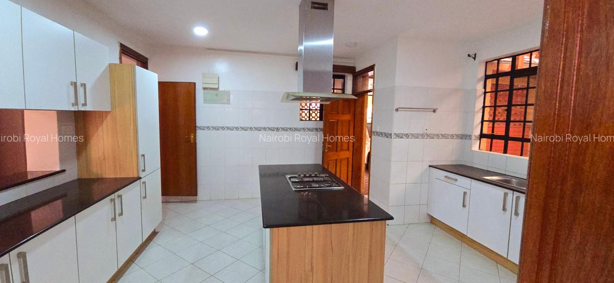 5 Bed Townhouse with En Suite at Lavington Kaputei - 6