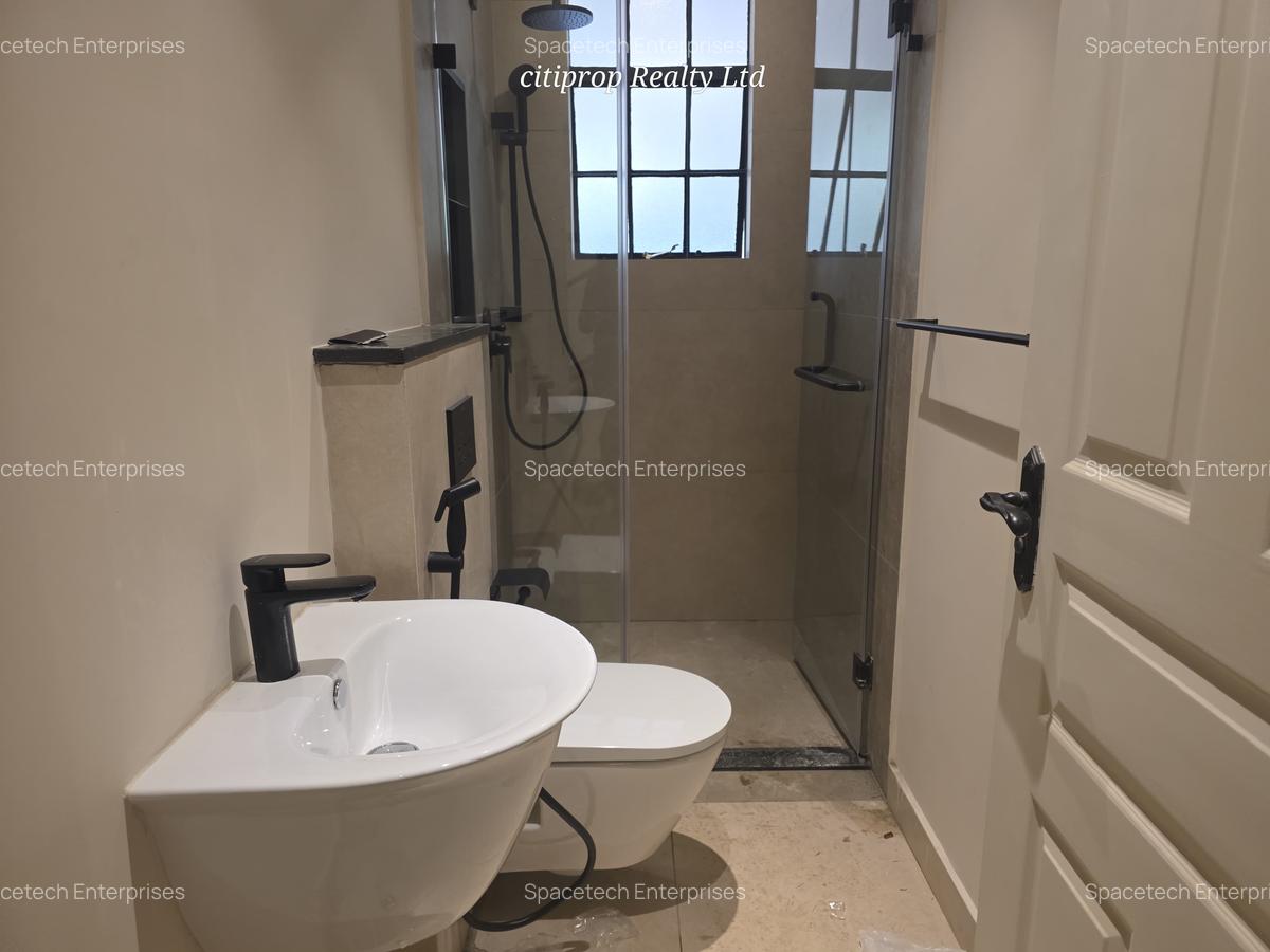 4 Bed Townhouse with En Suite in Westlands Area - 5