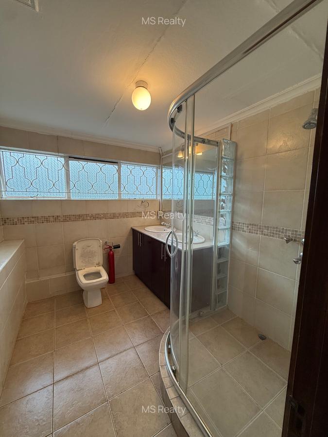 5 Bed House with En Suite in Gigiri - 7