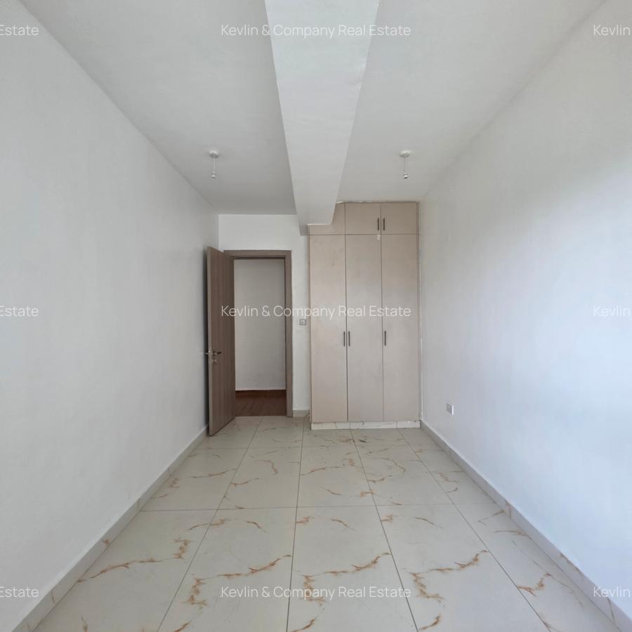 3 Bed Apartment with En Suite in Parklands - 9