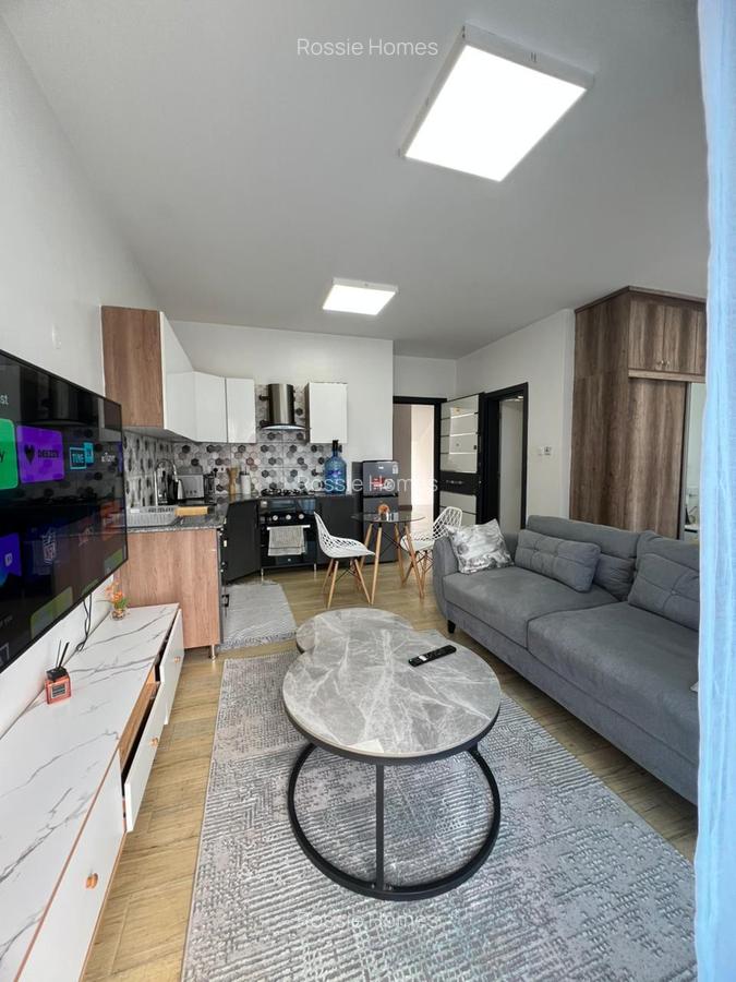 Serviced Studio Apartment with En Suite in Kileleshwa - 3