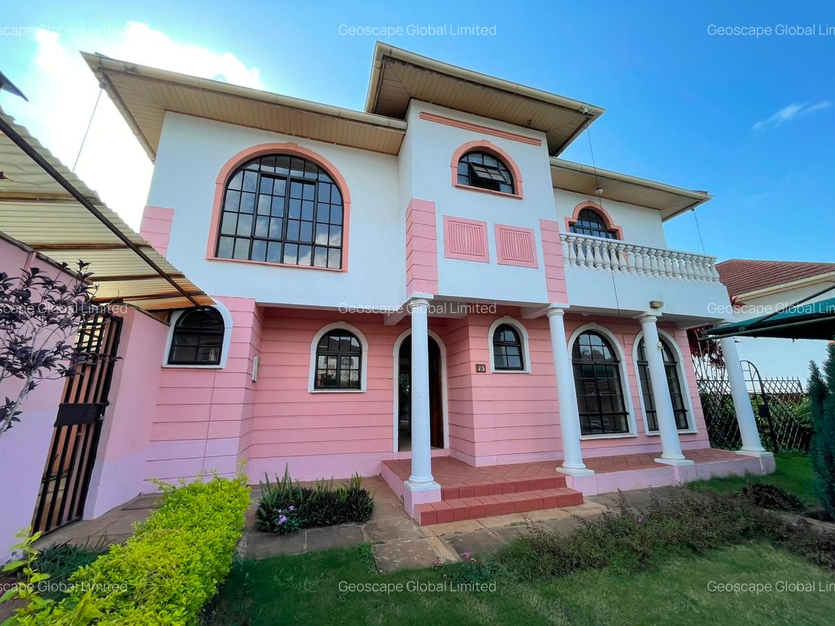 4 Bed House with En Suite in Runda - 1