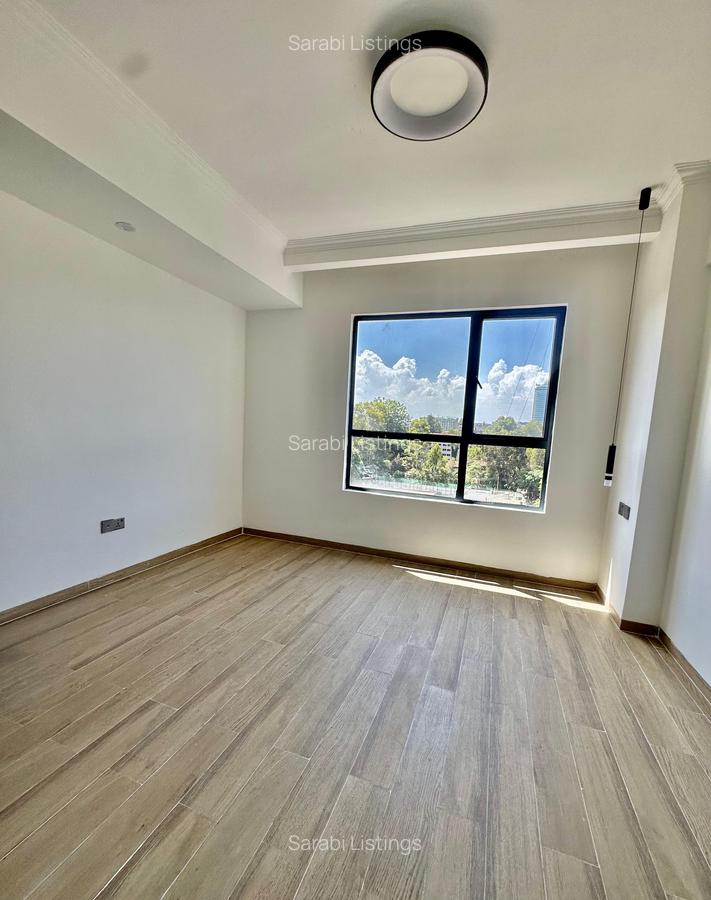 2 Bed Apartment with En Suite in Westlands Area - 9