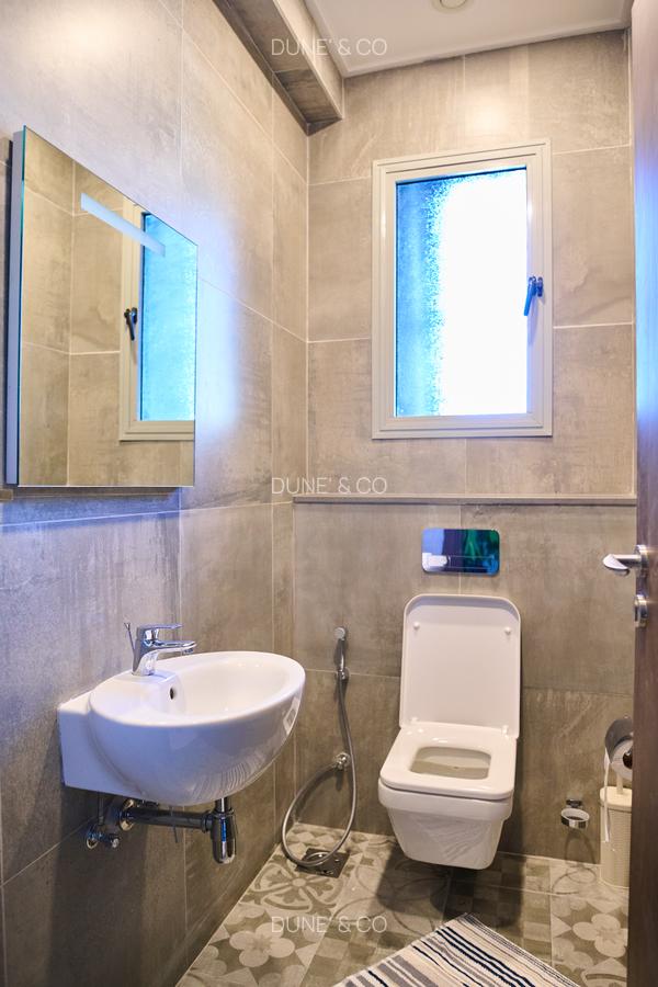 Serviced 2 Bed Apartment with En Suite in Westlands Area - 14