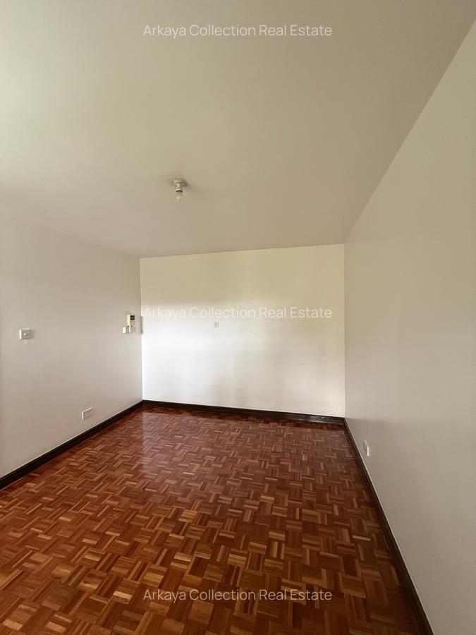 5 Bed House with En Suite in Gigiri - 17