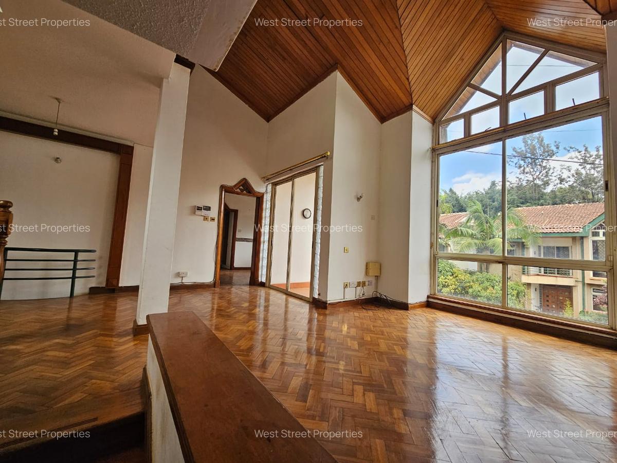5 Bed Townhouse with En Suite at Kilimani - 14
