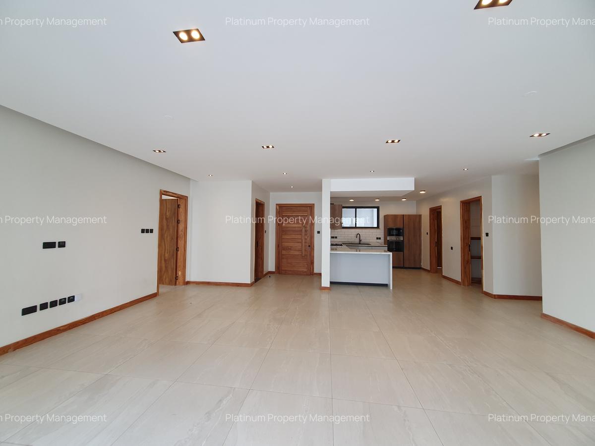 3 Bed Apartment with En Suite at Spring Valley - 2