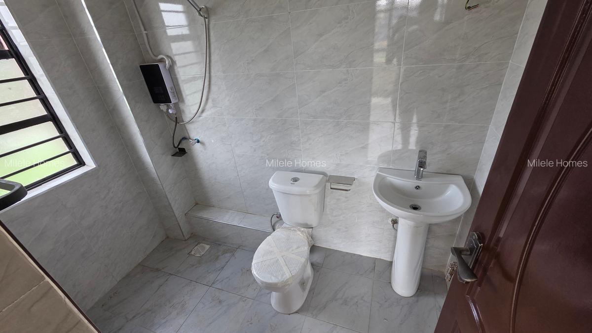 Serviced 5 Bed Apartment with En Suite at Kiambu Road - 8