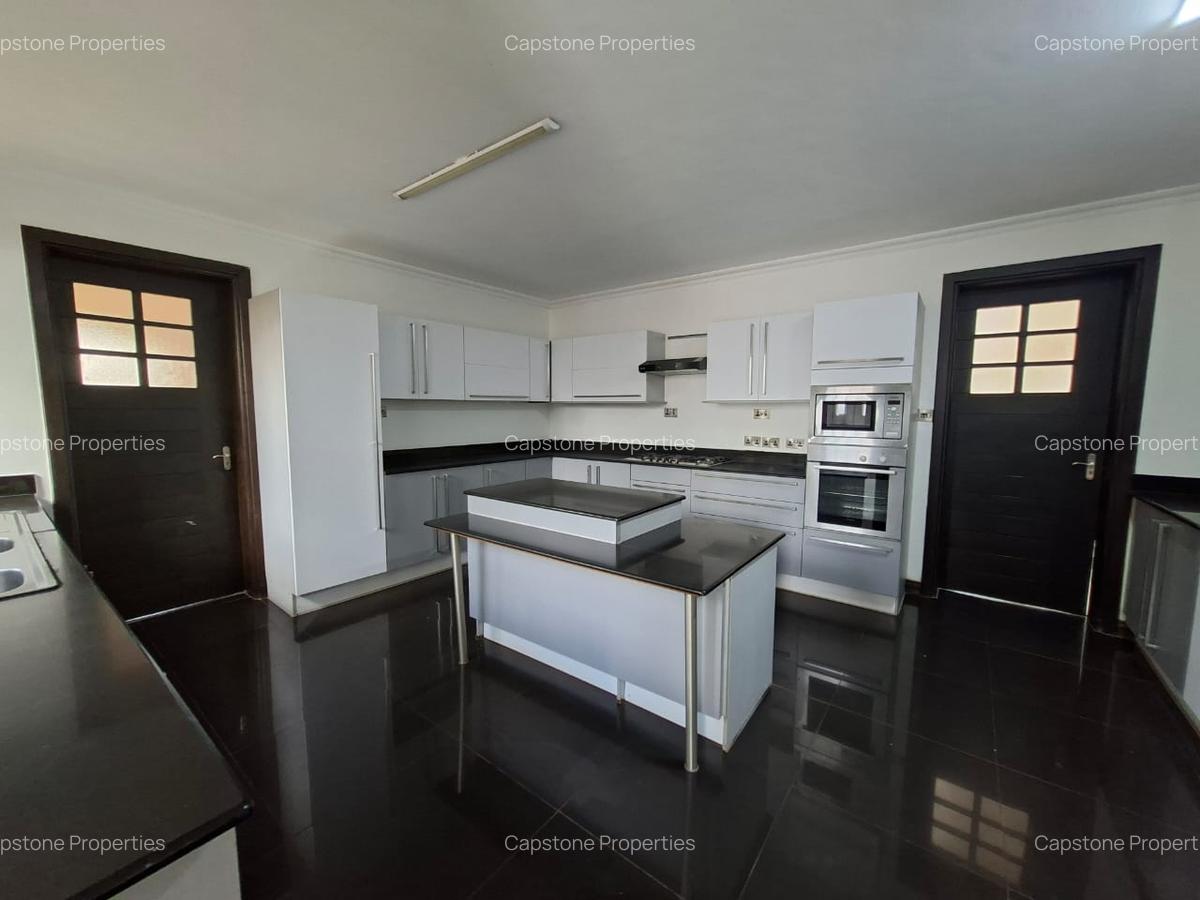 6 Bed House with En Suite in Runda - 6