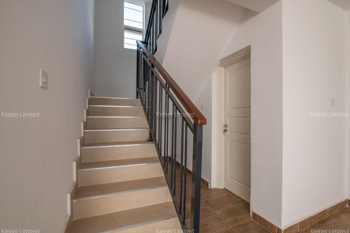 3 Bed Apartment with En Suite at Juja - 8