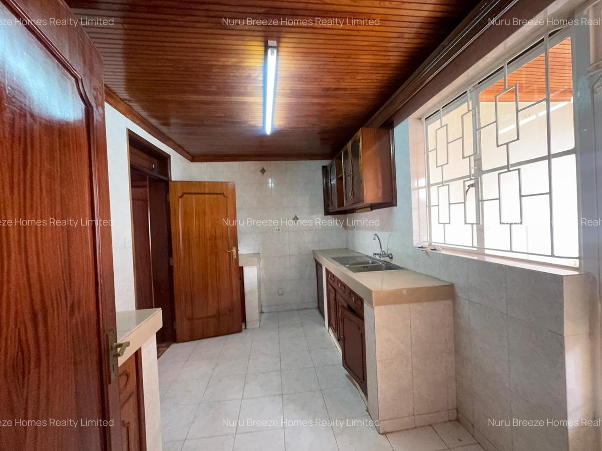 3 Bed Apartment with En Suite in Kileleshwa - 15