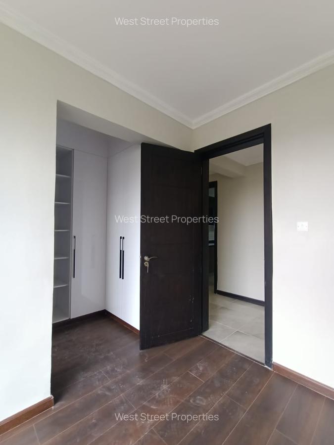 3 Bed Apartment with En Suite at Mandera Road - 10