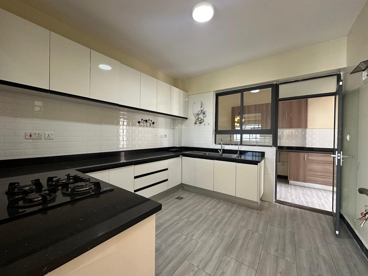 Serviced 5 Bed Apartment with En Suite in Lavington - 2