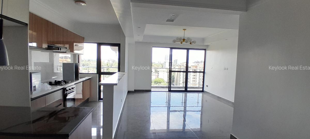 2 Bed Apartment with En Suite at Riverside - 4