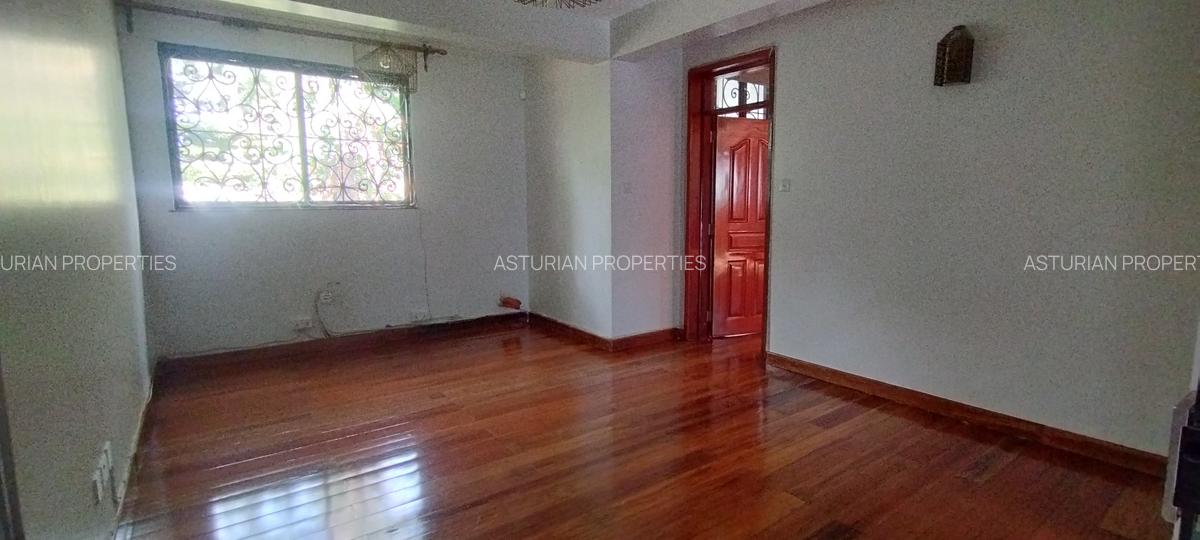 5 Bed Townhouse with En Suite in Lavington - 5