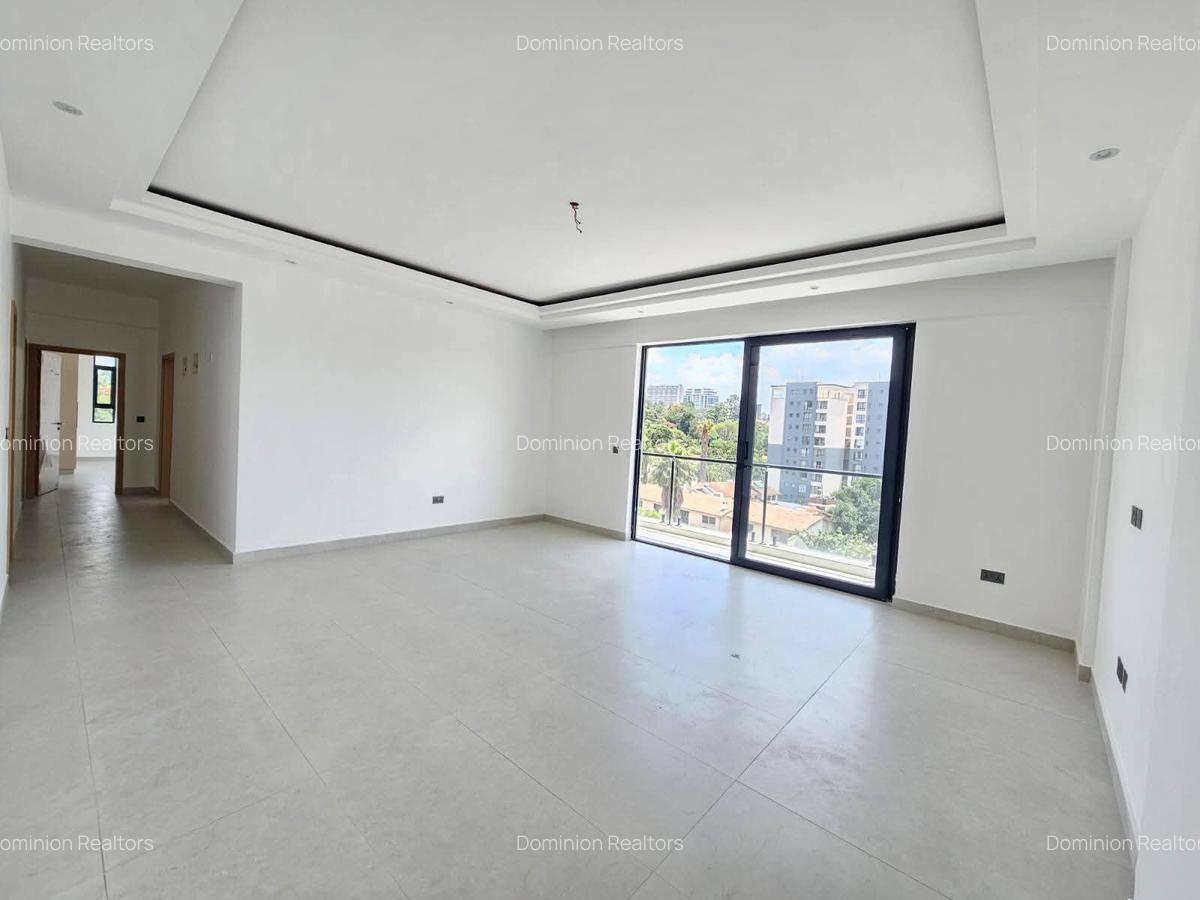 3 Bed Apartment with En Suite in Westlands Area - 2