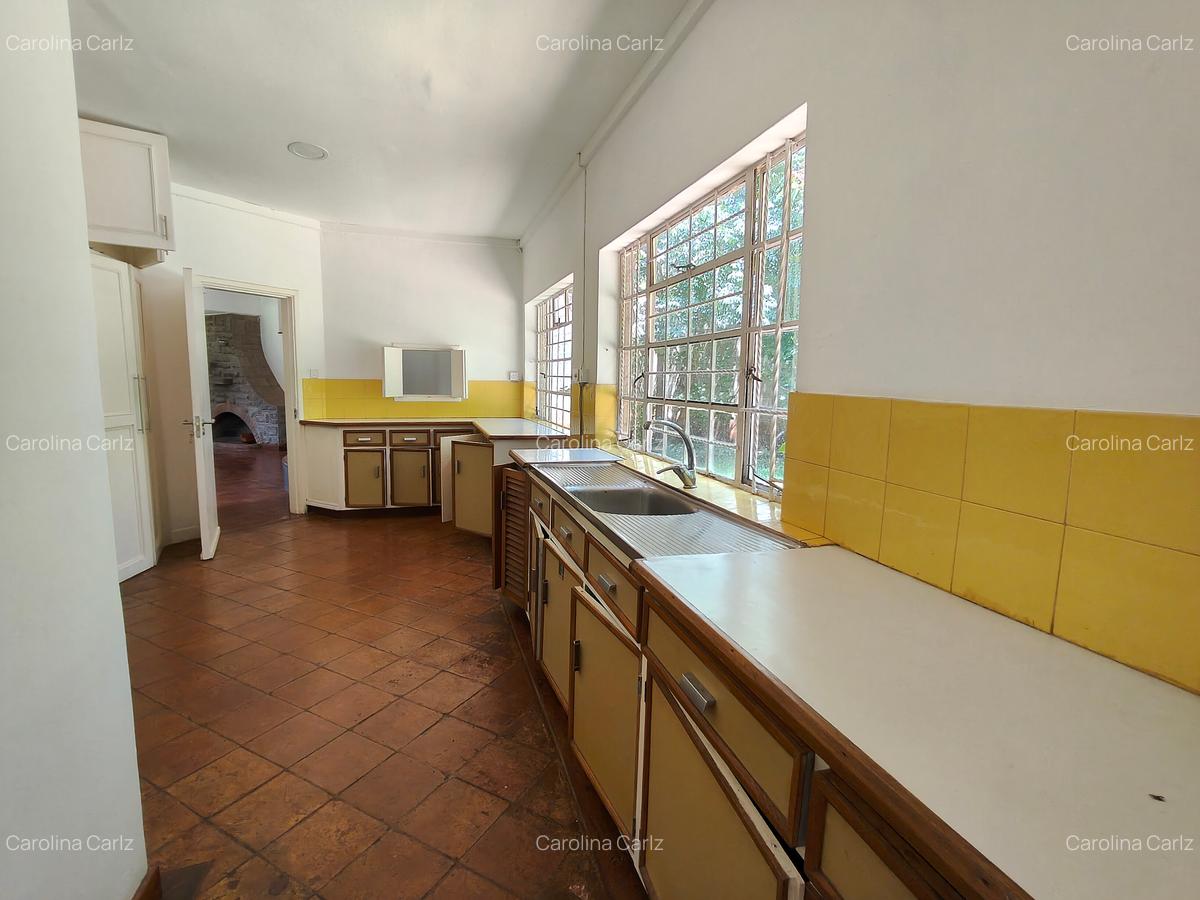 2 Bed House with En Suite at Lakeview - 17