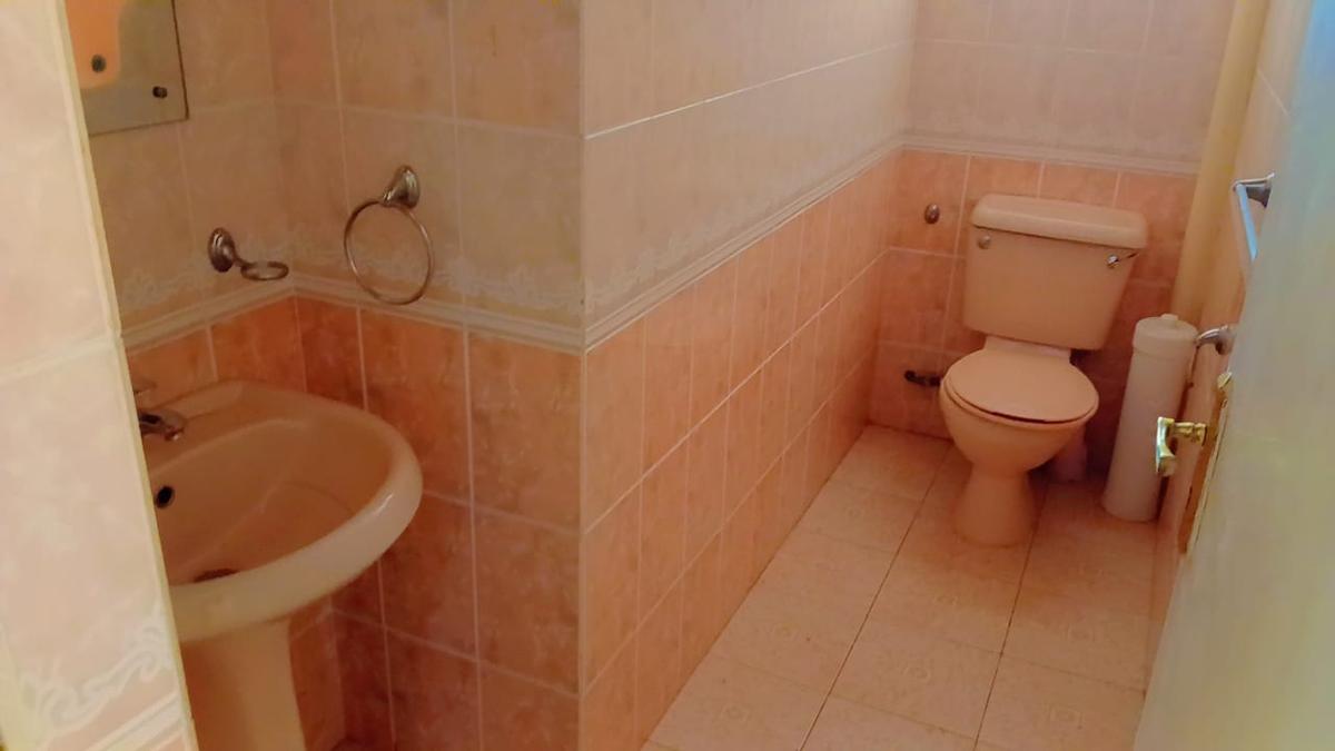 5 Bed House with En Suite in Loresho - 9