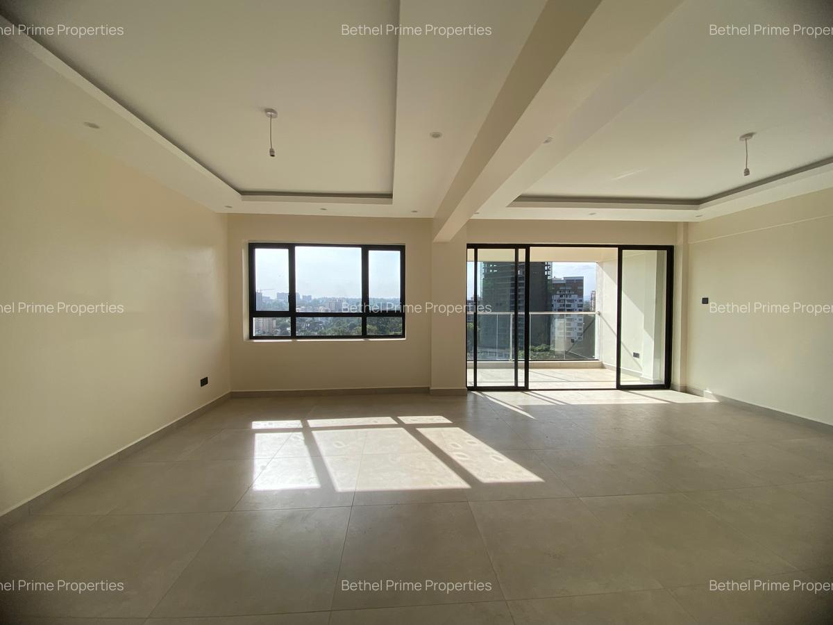 4 Bed Apartment with En Suite in General Mathenge - 2