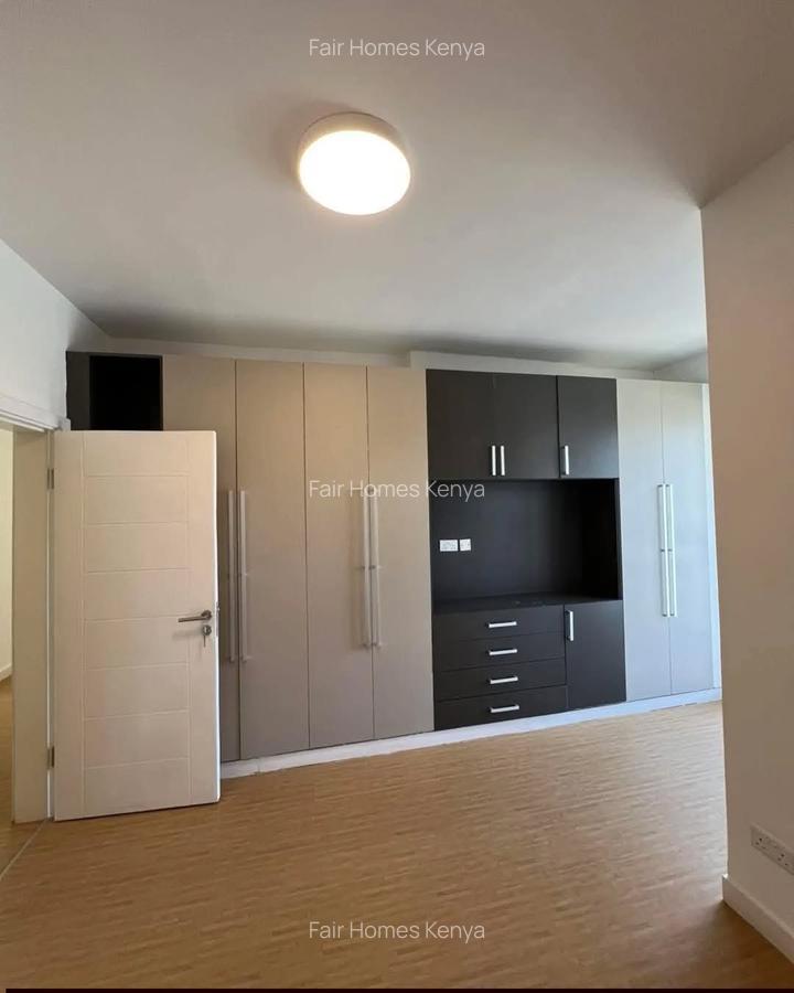 4 Bed Apartment with En Suite at Hatheru Road - 4