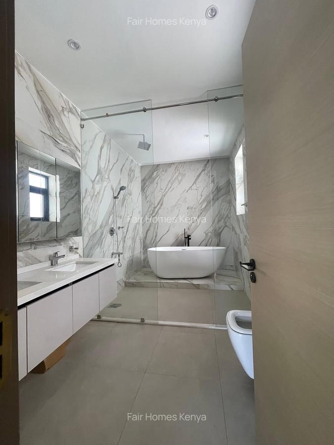 4 Bed Townhouse with En Suite at Lavington Green - 8