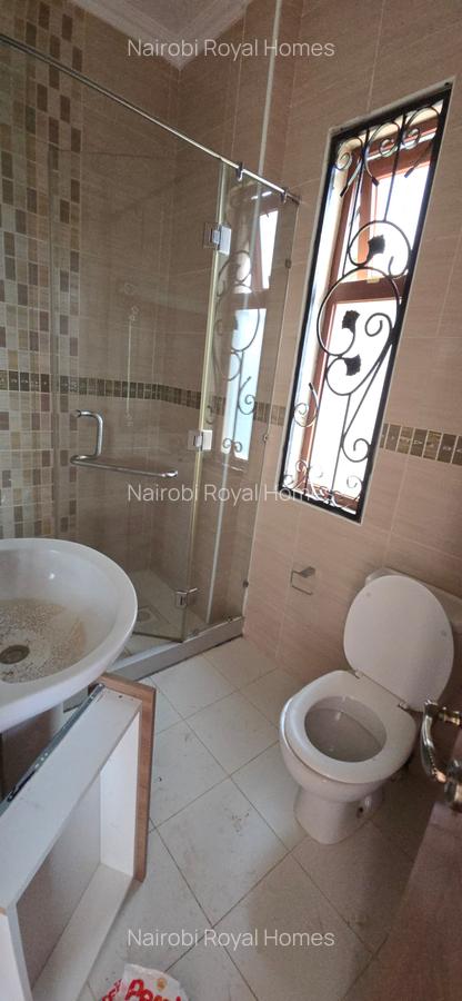 5 Bed Townhouse with En Suite at Convent Drive - 9