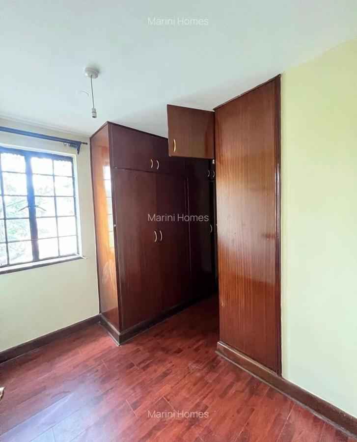 4 Bed House with En Suite in Riara Road - 9