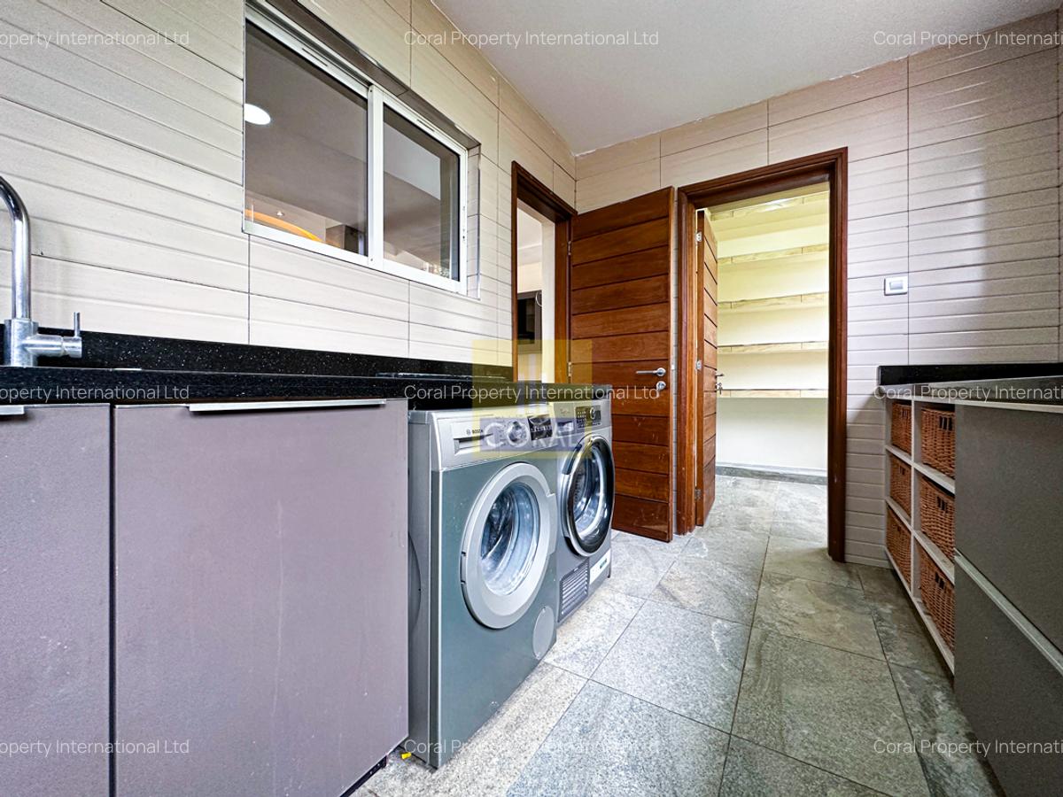 5 Bed Apartment in Spring Valley - 4