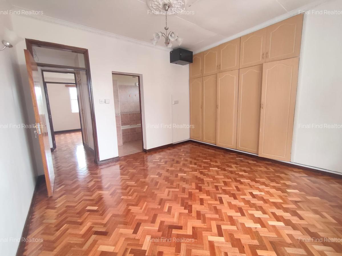 3 Bed Apartment with En Suite in Westlands Area - 14