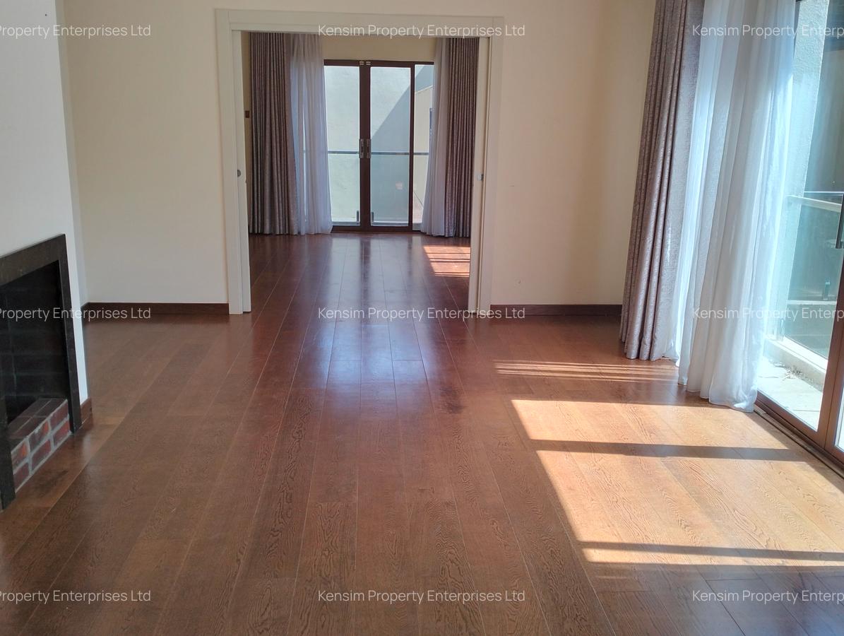 5 Bed Townhouse with En Suite in Lavington - 8