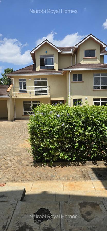 5 Bed Townhouse with En Suite at Kyuna Road - 19