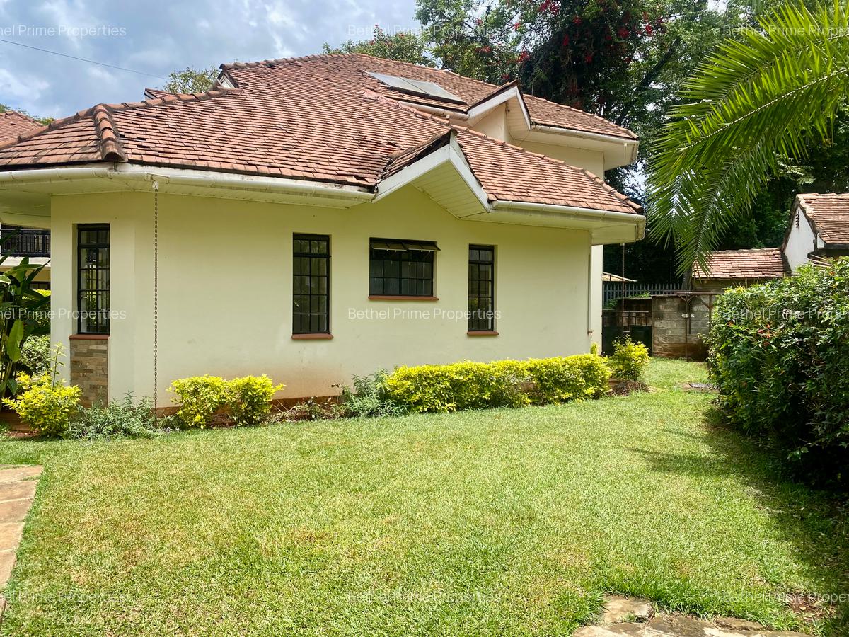 4 Bed Townhouse with En Suite in Spring Valley - 2