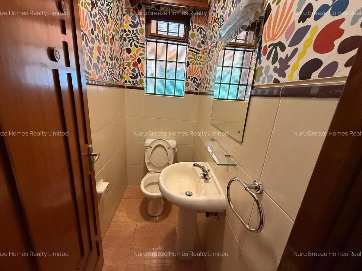 5 Bed House with En Suite in Nyari - 6