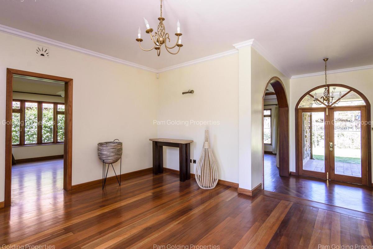 5 Bed House with En Suite in Karen - 3