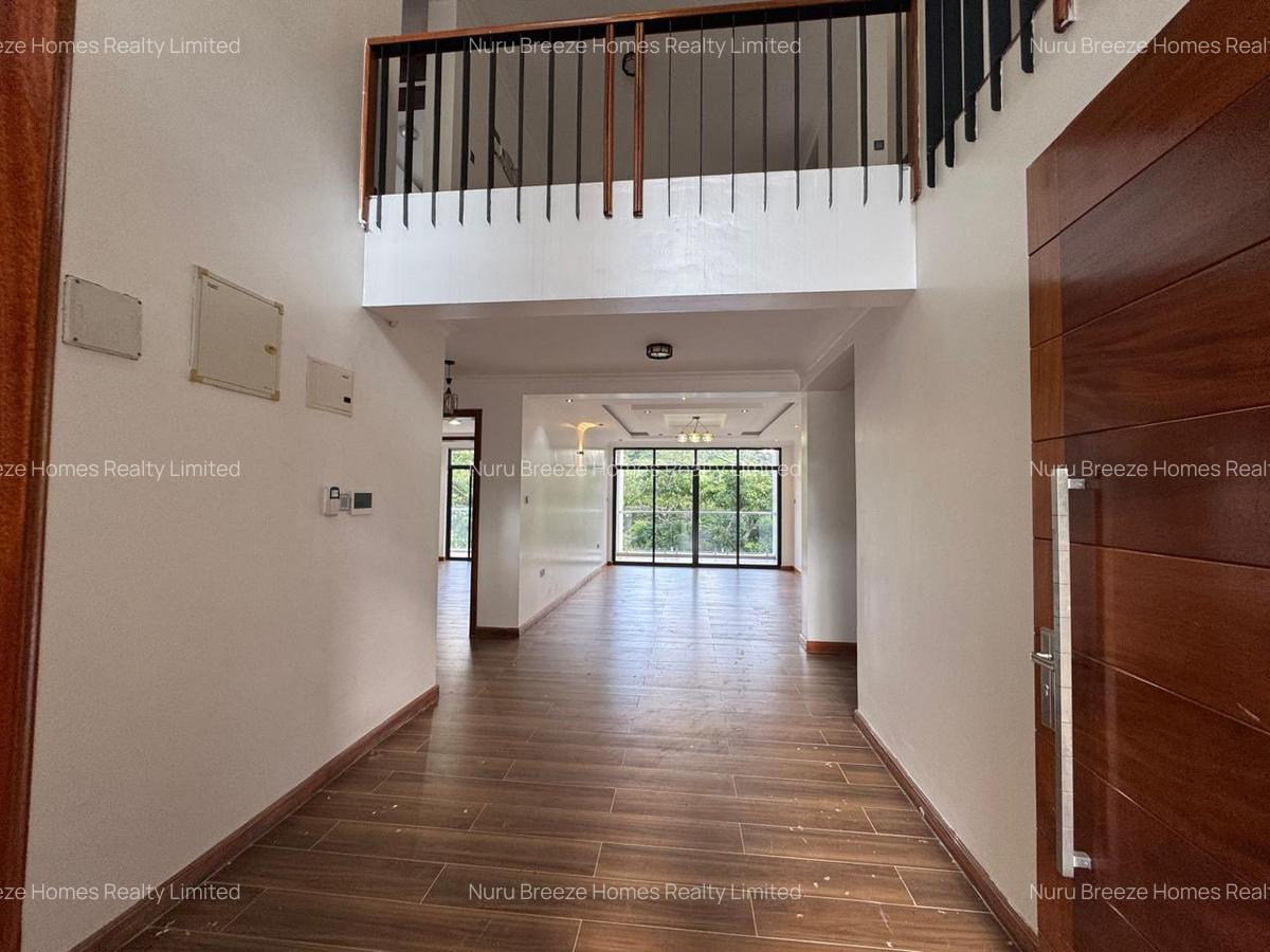 4 Bed Townhouse with En Suite in Karen - 10