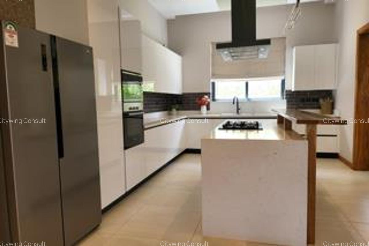 4 Bed Villa with En Suite at Loresho - 11