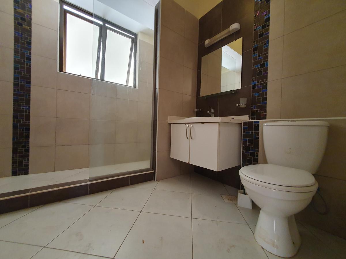 3 Bed Apartment with En Suite at Mpaka Rd - 13