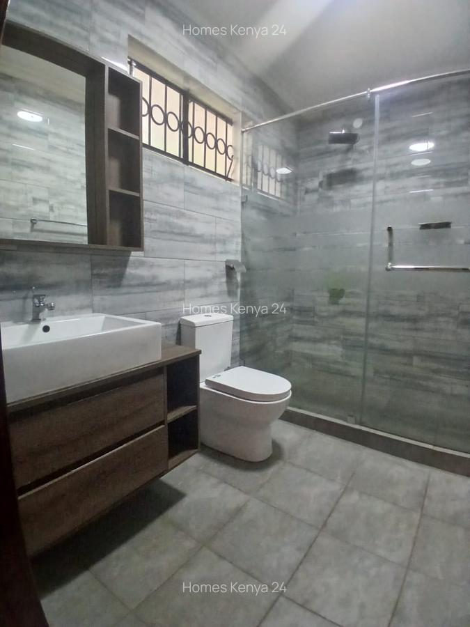 4 Bed House in Runda - 18
