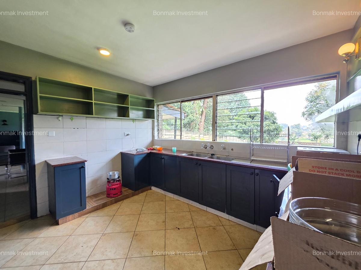 Commercial Property with Service Charge Included at Lavington Green - 6