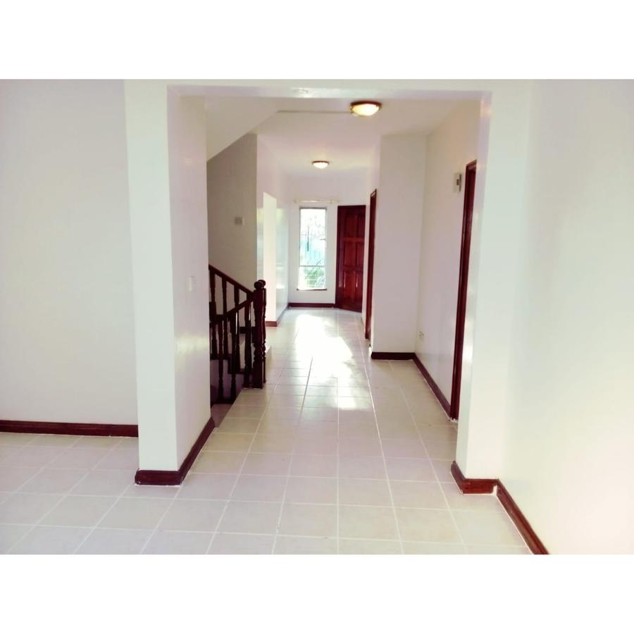 4 Bed Townhouse with En Suite in Lower Kabete - 3