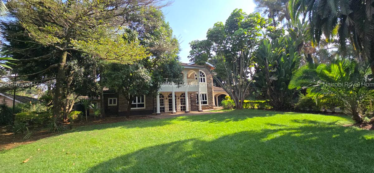 5 Bed House with En Suite at Hillview Clozse - 3