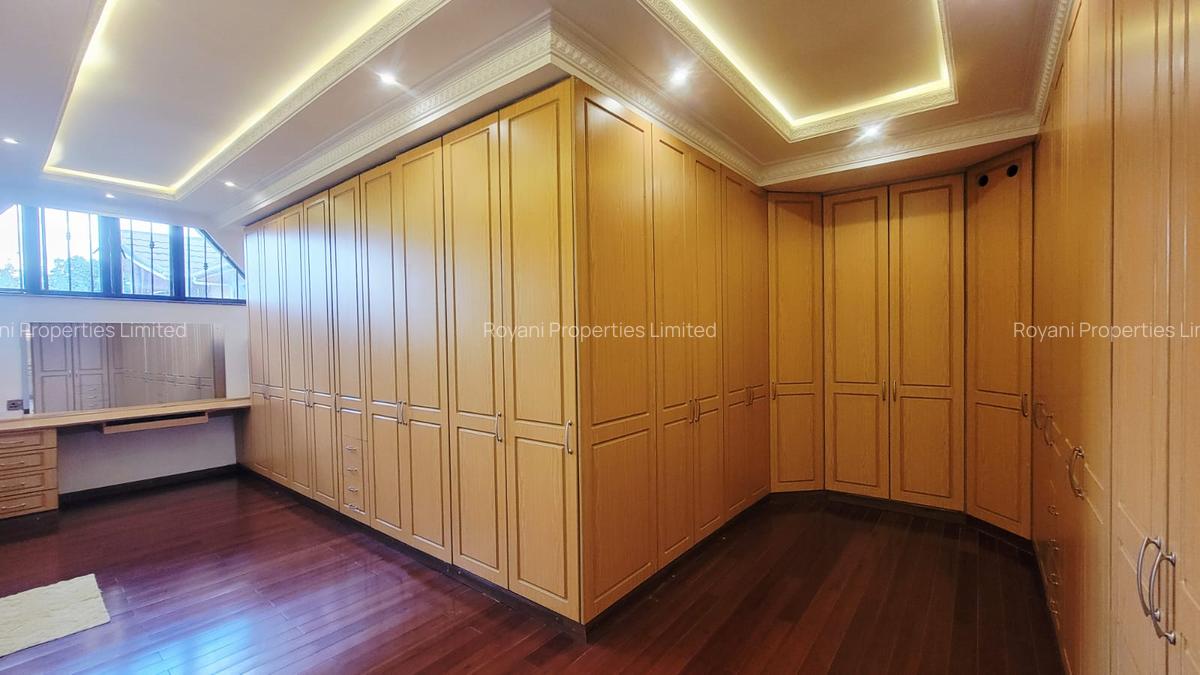 5 Bed House with En Suite in Thika Road - 16