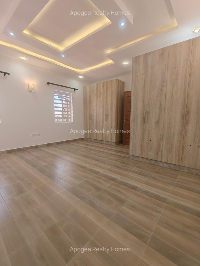 3 Bed Apartment with En Suite at Nairobi - 6