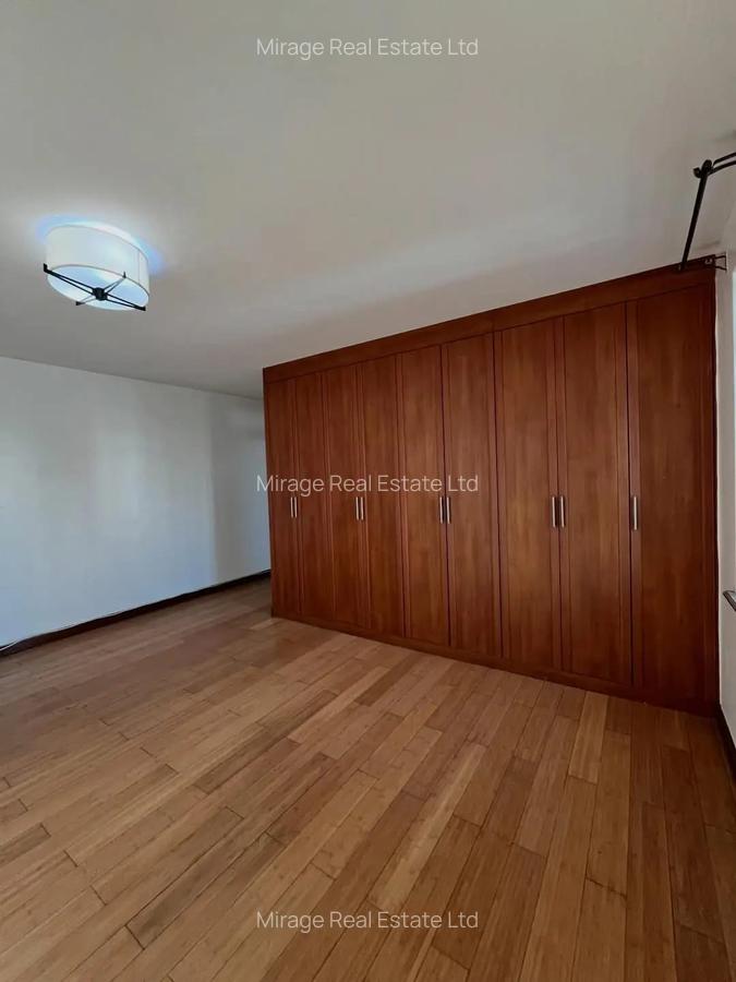 3 Bed Apartment with En Suite in Kilimani - 12