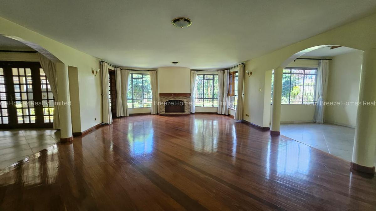 6 Bed House with En Suite in Runda - 8