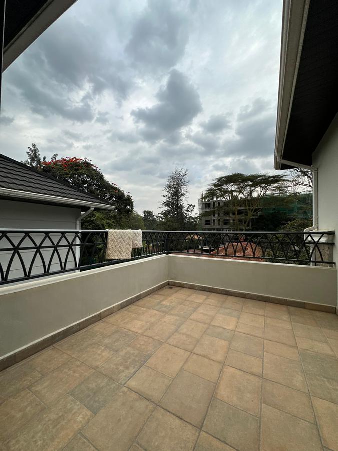 5 Bed Townhouse with En Suite in Westlands Area - 11